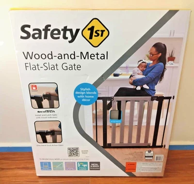 Puerta plana de pizarra gris Safety First de madera y metal Foto 1 de 4