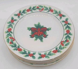 Gibson Christmas Salad Plates Holly Berries 7.75" Mistletoe Set of 4 Porcelain - Picture 1 of 10
