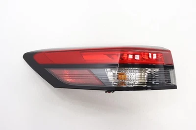 Conjunto de luz trasera izquierda 26555-6ta0b Nissan Pathfinder 2022 2023 2024 2025 Foto 1 de 4