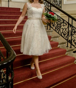 kurzes Brautkleid / Hochzeitskleid 38/40 - Bild 1 von 12