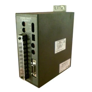 New In Box ORIENTAL MOTOR VEXTA DFU1514W-A2 Servo Drive  DFU1514W-A2  From Japan - Picture 1 of 2