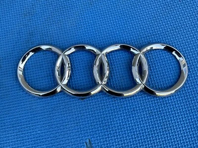 Audi A8 S8 A8 Quattro Q7 One 2004-2010 emblema maletero tapa trasera usado Foto 1 de 4