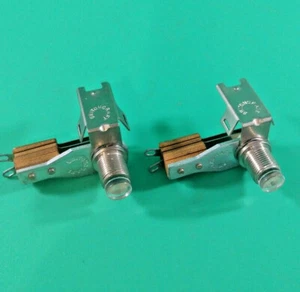 (2 PCS) SWITCHCRAFT 3S1732 LIGHTED LEAF STACK SWITCH ASSY - Picture 1 of 5