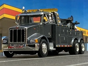1/64 SPECCAST GUN METAL GRAY 385 PETERBILT WRECKER TOW TRUCK - Picture 1 of 5
