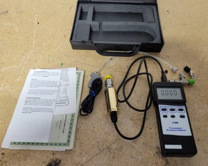 Medidor de presión trazable VWR con transductor de presión PS1-2BAR - Imagen 1 de 8