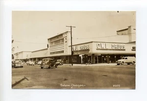 Salem O Oregon RPPC foto real vista de la calle, coches viejos, furgoneta, farmacia Owl, años 50? - Imagen 1 de 2