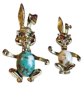 Jelly Belly Brooches Stone Easter Bunny Rabbit Pins Rhinestone Eye Gold Tone VTG - Picture 1 of 7