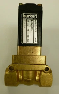 Burkert Solenoid Valve 1/2" 2/2 NO Brass body 240v Servo assisted piston valve - Picture 1 of 11
