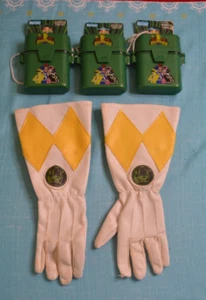 Vintage 1994 Mighty Morphin Power Rangers Gloves Yellow Ranger&MMPR Bandage Kits - Picture 1 of 24