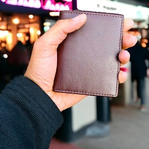 Minimalist Leather Cardholder for Men & Women | RFID Safe Small Card Case Wallet - Picture 1 of 7