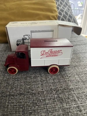 Dr Pepper 1926 Mack Delivery Van Bank    Dr Pepper 1926 Mack Delivery Van Bank - Image 1 of 4