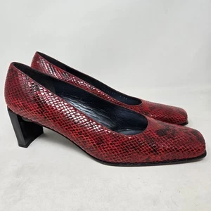 STUART WEITZMAN Vintage Snakeskin Red And Black Block Heel Square Toe Size 8AA - Picture 1 of 11