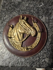 Vintage Messing Pferd Leder Schlüsselanhänger Wandbehang rustikal Landhaus Pferd Cowboy - Bild 1 von 8