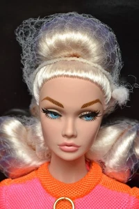 POPPY PARKER ILLUSIVE BEAUTY 12" DRESS DOLL Stilettos Out Integrity NEW (ED) - Picture 1 of 2