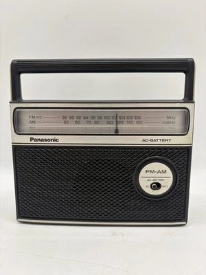 Vintage Panasonic RF-549 Mini Portable FM-AM Fishing Camping Boating Radio WORKS - Image 1 of 4