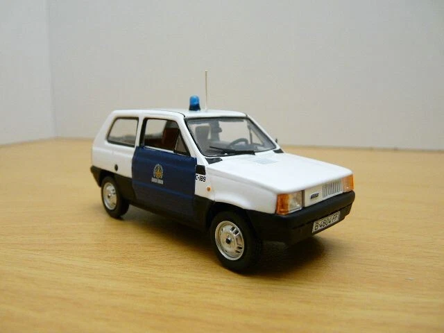 SEAT PANDA POLICE ESPAGNE Guardia Urbana 1/43 - Image 1 of 1