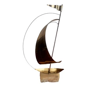 1960S SAIL BOAT OF BRASS AND ONYX BASE SIGNED YOSI - Picture 1 of 13