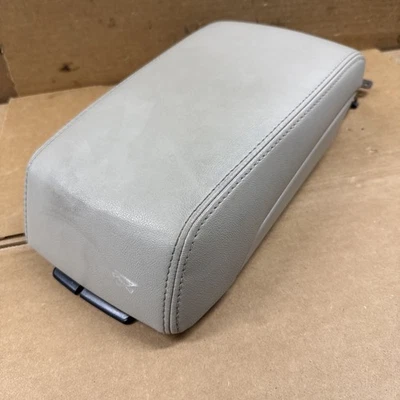 2010 - 2014 SUBARU LEGACY & OUTBACK CENTER CONSOLE ARM REST ARMREST Tan B155 - Image 1 of 4