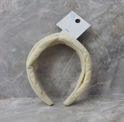 Tiara Time and Tru feminina de veludo nó cabelo creme nova com etiquetas - Imagem 1 de 3