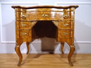 HANNIS ANTIQUE STORE / DRESDNER BAROCK DAMEN SEKRETÄR UM 1860 - 1880 / NUSSBAUM - Bild 1 von 14
