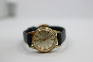Vintage Fairfax Swiss Ladies Wrist Watch 17 Jewel Black Leather - Picture 1 of 6
