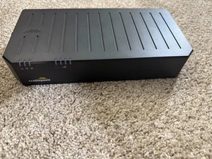 Cradlepoint E100-C4D Dual Band 4-Port 1GbE WiFi 5G Cellular Router *NO BATTERY* - Photo 1/4