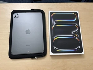 11" iPad Pro M4 Wi‑Fi + Cellular 2 TB Speicher 5G NEUWERTIG mit Rechnung und OVP - Bild 1 von 8