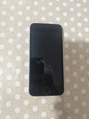 Apple iPhone SE A1662 Grigio Siderale Space Gray 3206 - Immagine 1 di 4