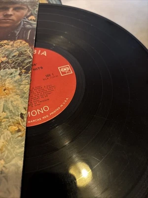 The Byrds – The Byrds' Greatest Hits LP CS 9516 Vinyl - Image 1 of 3