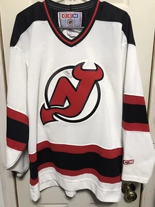 New Jersey Devils CCM Hockey Jersey Vintage Men’s Medium Signed By Bruce Driver - Picture 1 of 7