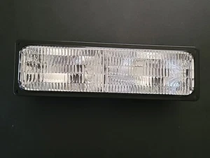 For Chevy Tahoe 2000 Turn Signal/Parking Light Driver Side Front Lens & Housing - Picture 1 of 4