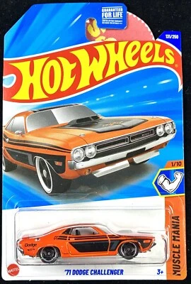 Dodge Challenger R/T Muscle Mania #131 2025 Hot Wheels Orange 71 Foto 1 de 4