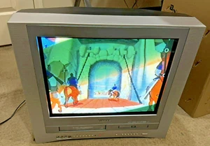 TOSHIBA 20" Flat CRT TV DVD VCR VHS Combo Retro Gaming MW20FM1 DVD Tray DontOpen - Picture 1 of 17