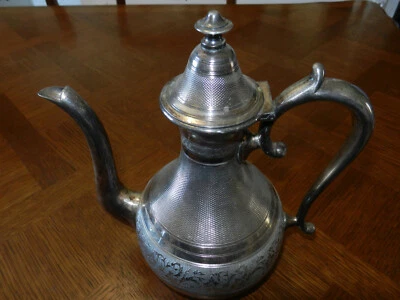 Ancienne théière cafetière verseuse chocolatière métal argenté Pelloutier - Photo 1/4