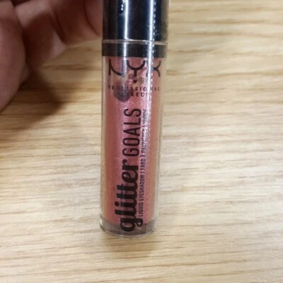 NYX Glitter Goals Liquid Eyeshadow METROPICAL GGLE01 - Image 1 of 4