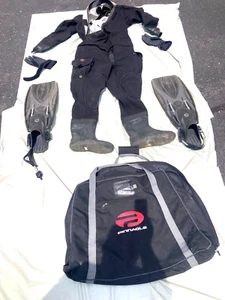 PINNACLE EVOLUTION DRY SUIT WITH TECHNISUH FLIPPERS AND BAG AND GLOVES - Picture 1 of 11