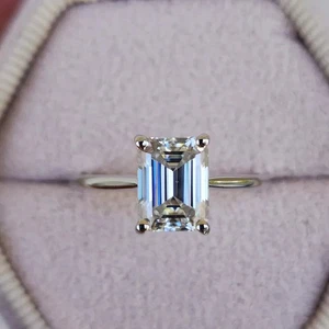 IGI Lab Created 1.80 Ct Emerald Cut 950 Platinum Diamond Woman Engagement Ring - Picture 1 of 11