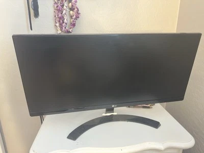 LG 29UM68-P 29-inch UltraWide monitor - Image 1 of 3