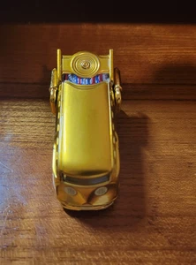2014 Hot Wheels STAR WARS C-3PO Droid 'Volkswagen Drag Bus Gold Toy - Picture 1 of 7