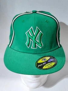New York Yankees Hat Cap Fitted Mens 7 MLB Shamrock Green St Patrick Day New Era - Picture 1 of 13