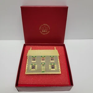 Doll Houses Of America 24kt Gold Covered Christmas Ornament English Victorian - Picture 1 of 6