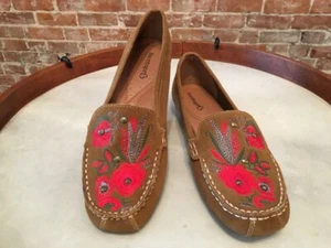 BareTraps Tan Brown Suede Floral Embroidered Otella Loafers 8.5 Sale - Picture 1 of 3