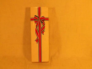 Vintage Avon Dapper Schneemann zwei rote BayBerry Duft 10" Spitzkerzen NEU - Bild 1 von 6