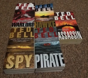 Lot of 5 British secret agent, spy thriller bk TED BELL SERIES: Alexander Hawke - Foto 1 di 7