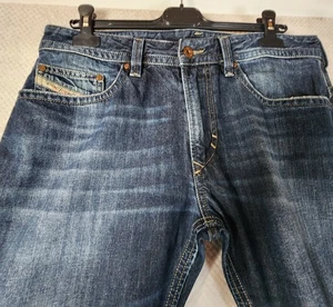 Jeans uomo Diesel Thavar blu dritto W32 L32 - Foto 1 di 9