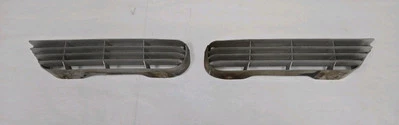 Решетки нижнего переднего бампера 1968 Cadillac Deville от оригинального производителя GM 1491680&1 - Изображение 1 из 4