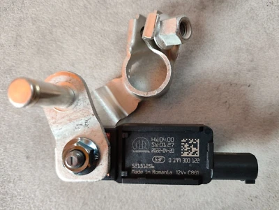 Genuine Battery Control Unit Fits Fiat Ducato/500L/500X/Panda/Tipo 52151256 - Image 1 of 4