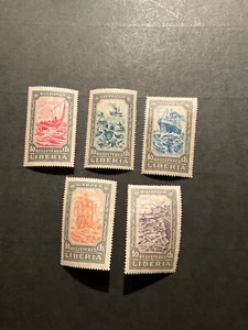 Liberia Scott #F30-4 con bisagras - Imagen 1 de 1