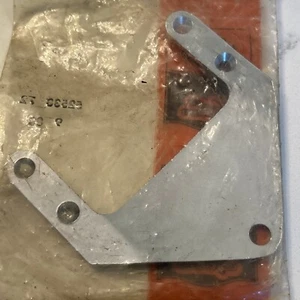 52538-72 HARLEY-DAVIDSON SHOVELHEAD FX FXE REAR SEAT BRACKET OEM NOS VINTAGE - Bild 1 von 1