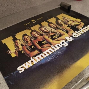 Póster de natación y buceo para mujer Iowa Hawkeyes 2024-2025  - Imagen 1 de 6